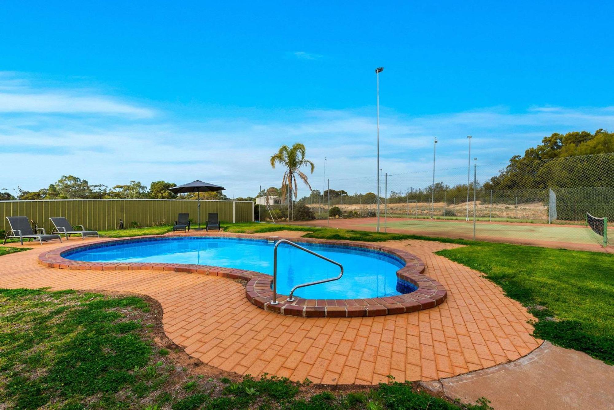 Comfort Inn & Suites Riverland Barmera Exterior photo